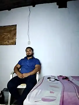 Snapshot of Ant1990 chatting on 03.14.25 Ant1990 online show from 03.14.25