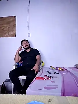 Snapshot of Ant1990 chatting on 03.21.25 Ant1990 online show from 03.21.25