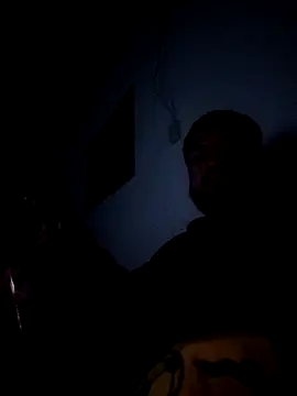 Snapshot of Ant1990 chatting on 10.12.25 Ant1990 online show from 10.12.25