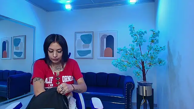 Snapshot of Charlotte_ethan chatting on 03.04.25 Charlotte ethan online show from 03.04.25