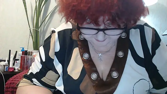 Snapshot of DeniseeRosea chatting on 03.31.26 DeniseeRosea online show from 03.31.26