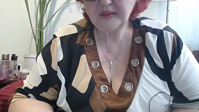 Snapshot of DeniseeRosea chatting on 04.13.26 DeniseeRosea online show from 04.13.26