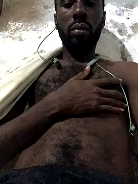 Snapshot of onewinnertee chatting on 10.16.25 onewinnertee online show from 10.16.25