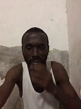 Snapshot of onewinnertee chatting on 11.14.25 onewinnertee online show from 11.14.25