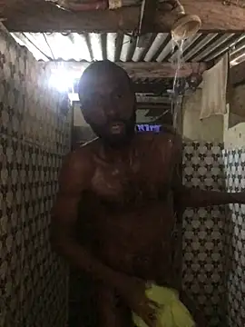 Snapshot of onewinnertee chatting on 11.17.25 onewinnertee online show from 11.17.25