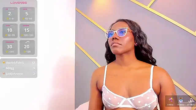 Alaia Colins online show from 03.21.25