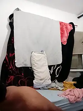 Snapshot of AndiiCe chatting on 12.05.25 AndiiCe online show from 12.05.25