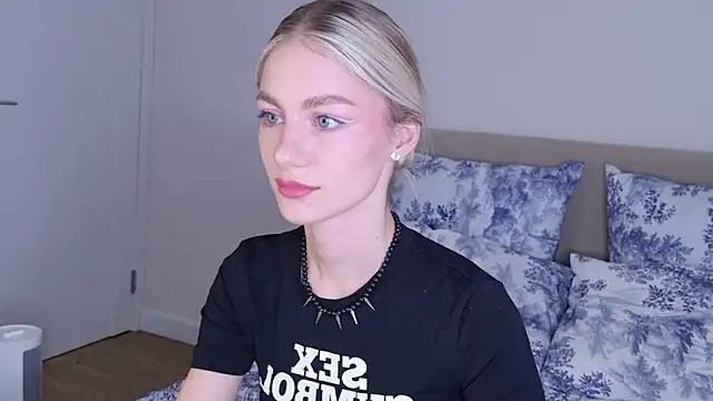 GabriellaOlsen online show from 12.17.25