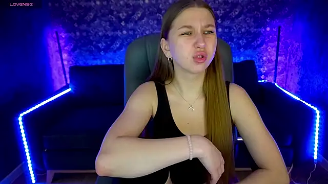 AureliaBliss  online show from 02.21.25