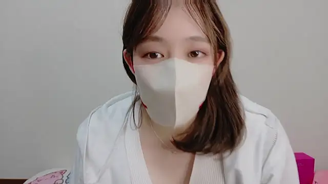 Snapshot of mio7635 chatting on 06.15.26 mio7635 online show from 06.15.26