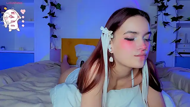 Snapshot of tempt_for_you chatting on 10.24.25 tempt for you online show from 10.24.25