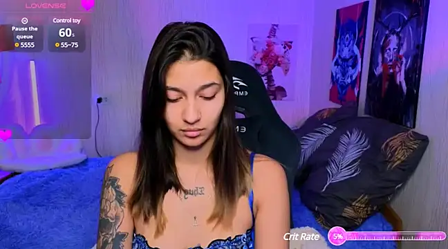 Snapshot of AokiiiKan chatting on 02.10.25 AokiiiKan online show from 02.10.25