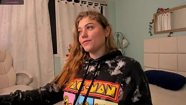 alaia greyy online show from 02.25.25