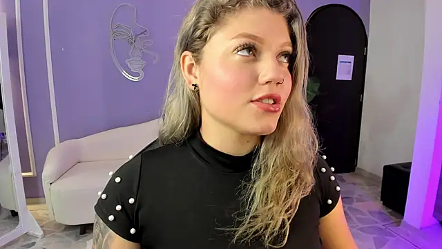 alaia greyy online show from 09.25.25