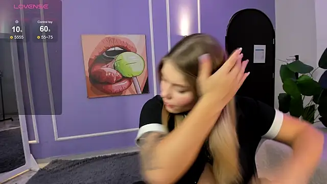 alaia greyy online show from 11.27.25