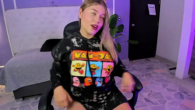 alaia greyy online show from 12.22.25