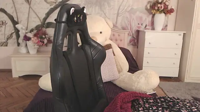 BritneyBarker online show from 02.12.26