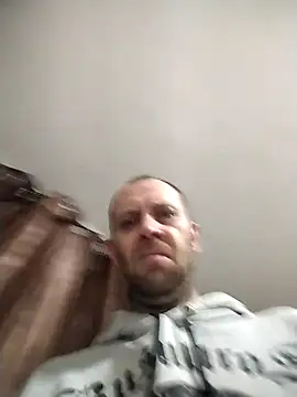 MaxDevilWhite online show from 01.15.26