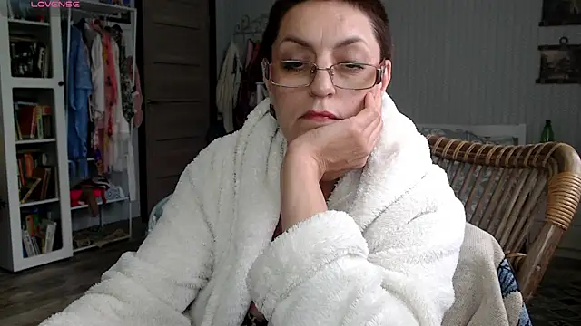 Snapshot of Soffya_Soy chatting on 06.21.26 Soffya Soy online show from 06.21.26