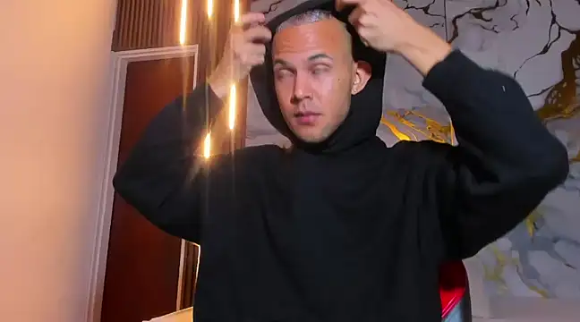 Jeremmy Love online show from 03.06.25