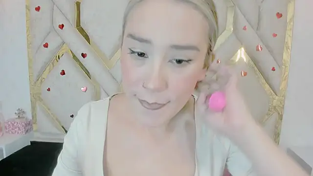 Lannajansen online show from 02.26.25