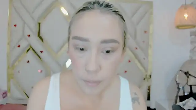 Lannajansen online show from 02.28.25