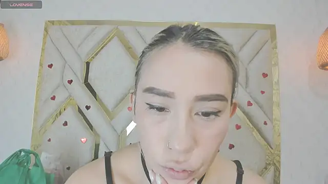 Lannajansen online show from 03.15.25