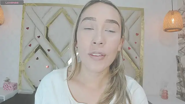 Lannajansen online show from 03.18.25