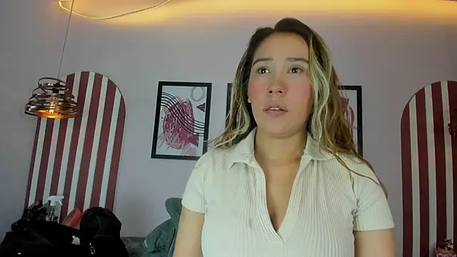 Lannajansen online show from 09.21.25