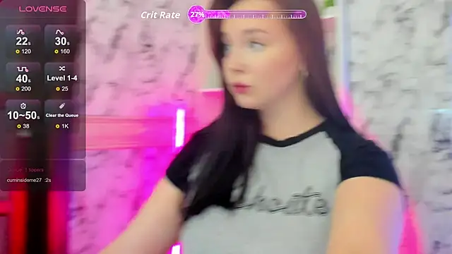 Snapshot of maya_suun chatting on 09.28.25 maya suun online show from 09.28.25