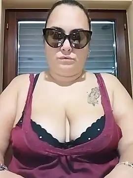 topina8 online show from 10.11.25