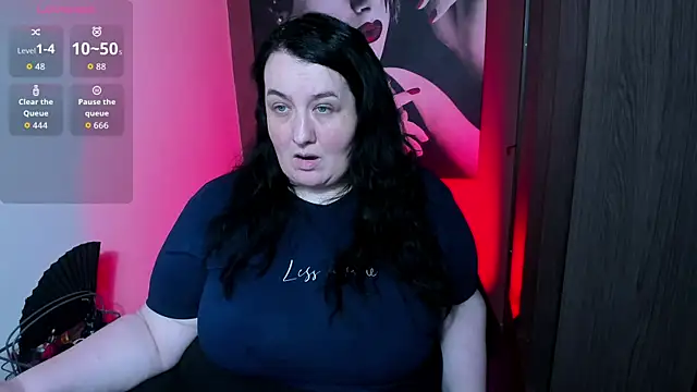 QueenOfHaze online show from 04.18.26