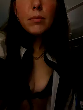 Snapshot of Hornyamy026 chatting on 11.12.25 Hornyamy026 online show from 11.12.25