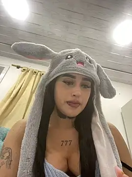 Girl milk7 online show from 03.18.25