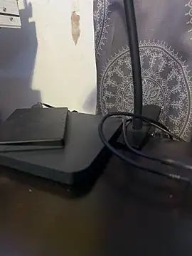 luiriv04 online show from 12.20.25