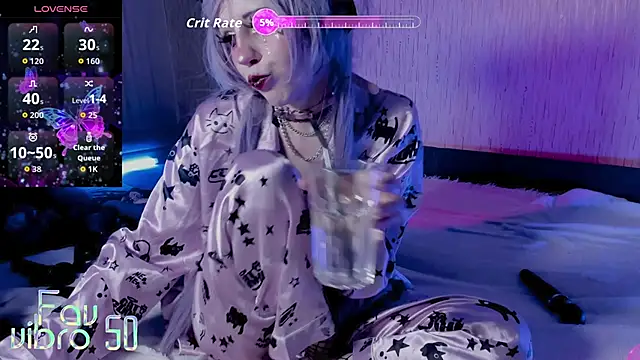 Snapshot of HardcoreHentai chatting on 10.26.25 HardcoreHentai online show from 10.26.25