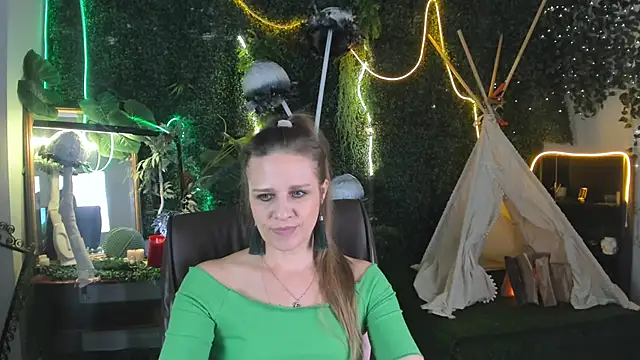 EmiliaBedy online show from 03.11.25