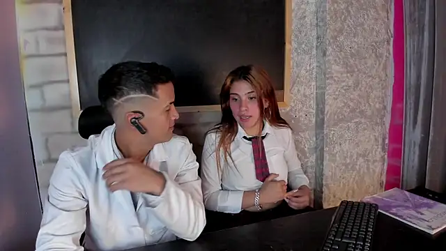 Nikki and Mayk online show from 03.11.25