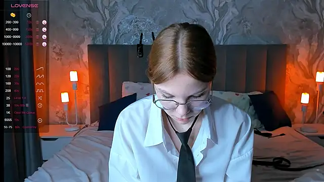 ElvinaBestwick online show from 02.23.25