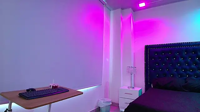 Snapshot of Milu_ballmer chatting on 11.05.25 Milu ballmer online show from 11.05.25