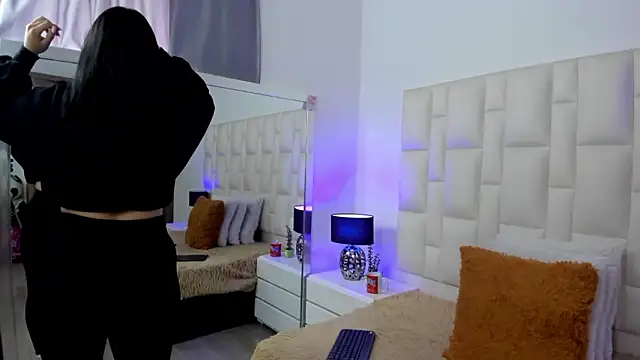 Ariana rouse online show from 03.06.26