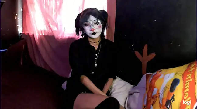 Sharkyu1 online show from 03.02.25