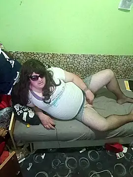 Snapshot of Adrianka chatting on 06.24.26 Adrianka online show from 06.24.26