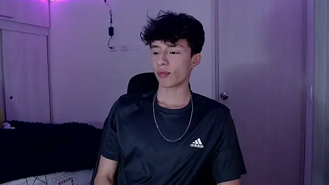 Snapshot of Juanmres chatting on 02.22.26 Juanmres online show from 02.22.26