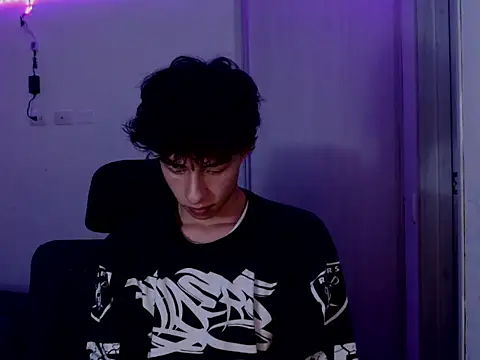 Snapshot of Juanmres chatting on 02.28.26 Juanmres online show from 02.28.26