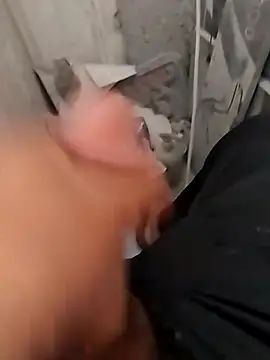 Snapshot of AKRAM_akra chatting on 02.09.25 AKRAM akra online show from 02.09.25