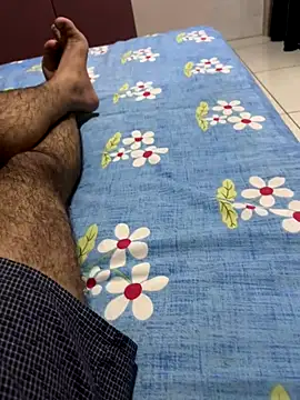 Snapshot of Naughtyy__yy chatting on 11.26.25 Naughtyy yy online show from 11.26.25