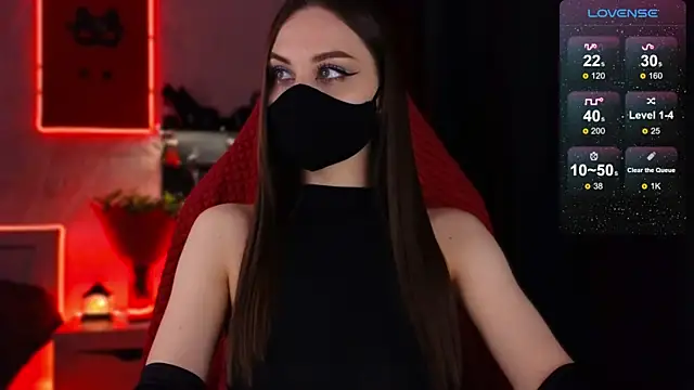 Snapshot of infection_ chatting on 11.25.25 infection online show from 11.25.25