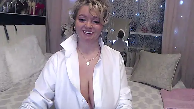 MartiniMartini online show from 02.06.25