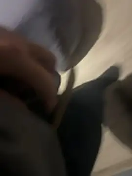 Snapshot of yannusgir33 chatting on 10.26.25 yannusgir33 online show from 10.26.25